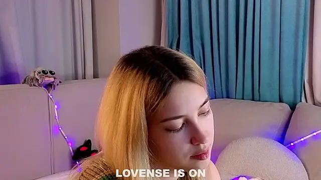 AngelicRice: онлайн-секс-чат