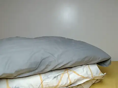 Živý XXX chat Hazel_slimthickk