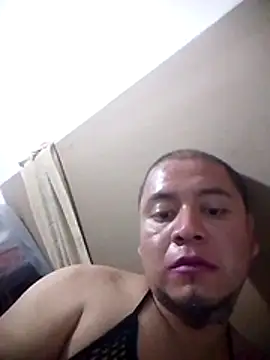 7305bisexual's Live XXX Chat