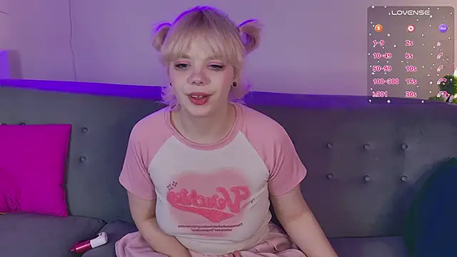 Chat +18 de Waifu_Ketrin ao vivo