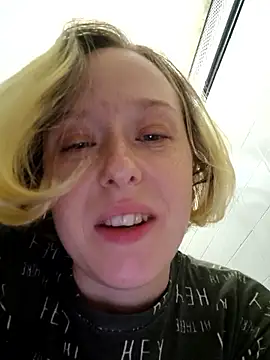 Public_Katrisha: απευθείας συνομιλία ΧΧΧ