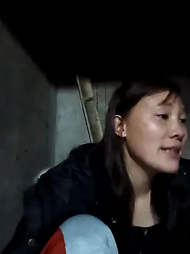 -Lana-123 即  時 XXX 聊天