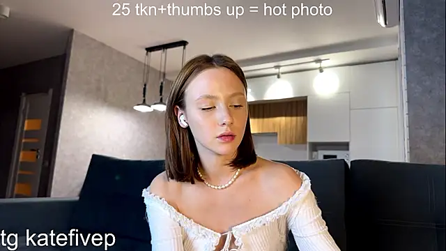 EvaHumbles: απευθείας συνομιλία ΧΧΧ