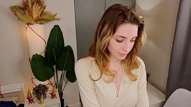 BrianneMallory 现场XXX聊天