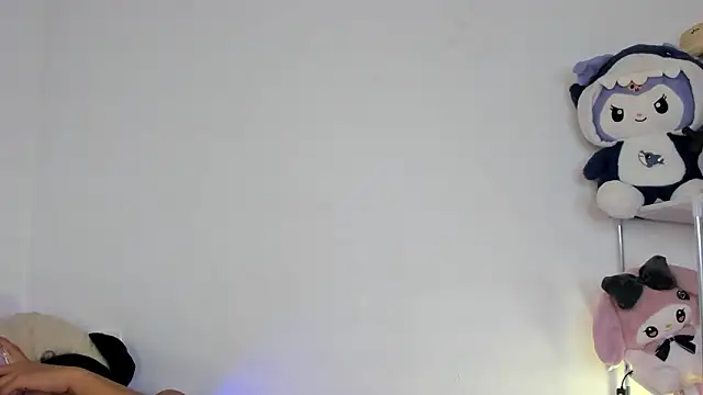 _im_perla: διαδικτυακό σόου στην κάμερα