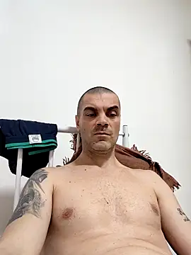 DOMINATOR_SIR-MASTER élő XXX-chatje