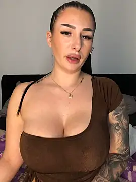 Mia-Bremer live XXX chat