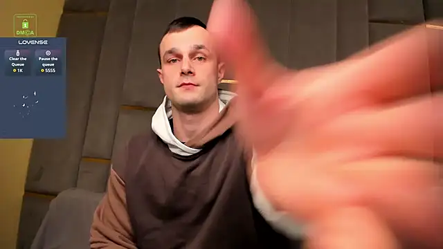 BrandonNorris' Live XXX Chat