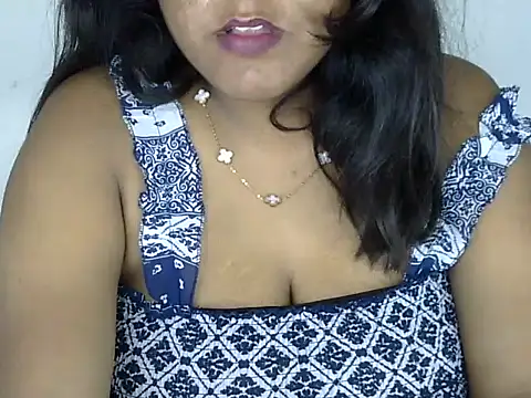 Chatroom XXX en direct de Cute_mikii