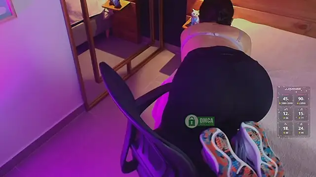 Chat XXX ao vivo de milena_kiitty