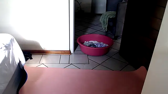 Chatroom XXX en direct de FitSelina66