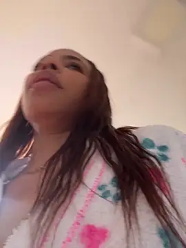 Chatroom XXX en direct de Ary_Coral555