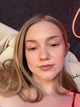 MilaMoone Live XXX-chat