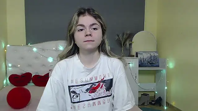 TinaRedly: онлайн-се кс-чат