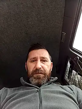 BZH45's Live XXX Chat