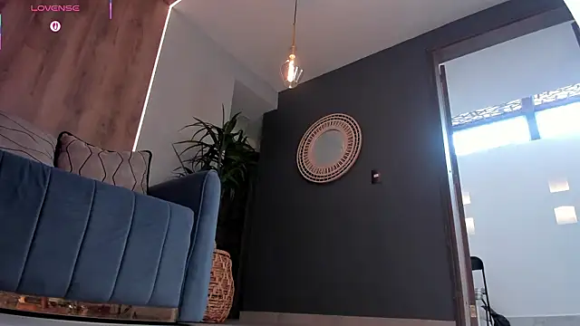 Živý XXX chat RoxanneHill_