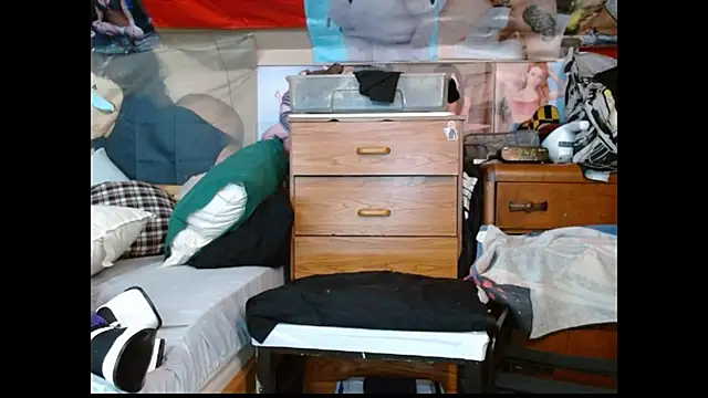 cosmicjones webkamerás műsora