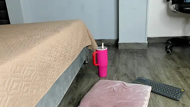 Madie__collins 라이브 XXX 채팅