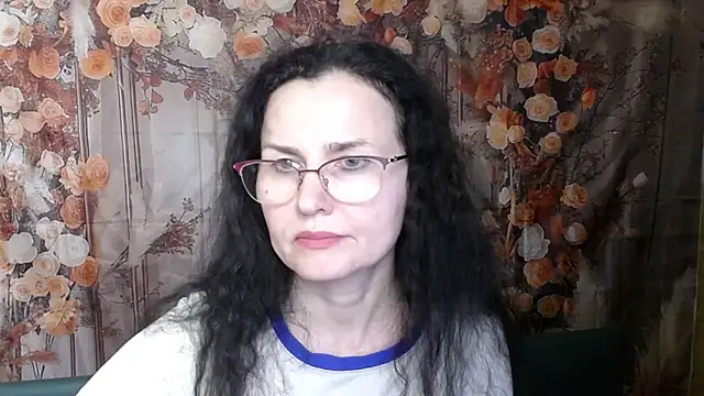 Miroslava_HappiのライブXXXチャット