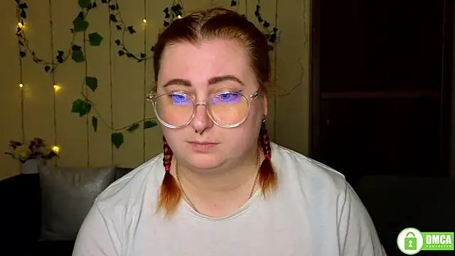 Chat +18 de Alicia_love00 ao vivo