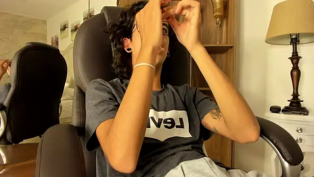 Ibratxandy élő XXX-chatje