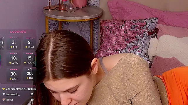 แชท XXX สดของ MelanieHenders