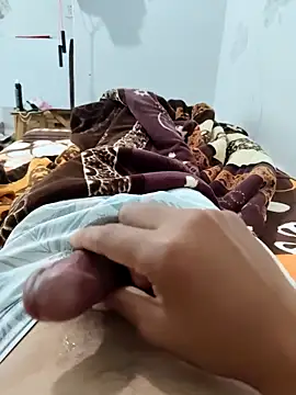 Chatroom XXX en direct de Lobitho_99