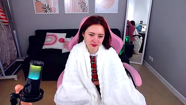 ReginaLorey 现场XXX聊天