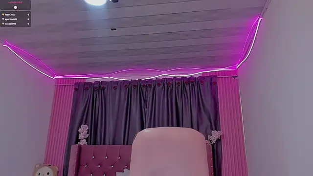 Chatroom XXX en direct de AngieG02_