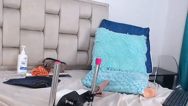 Ambar-Collins69 Chat XXX live