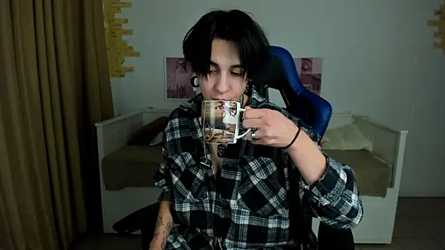 RayTaylorr 现场XXX聊天