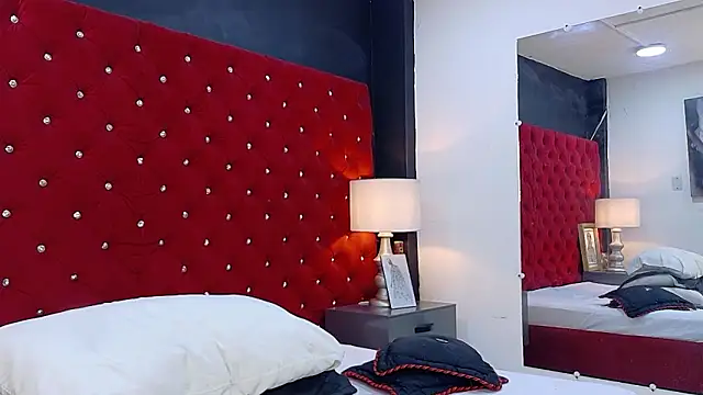 Logan_Woods élő XXX-chatje