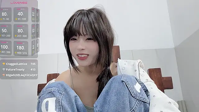 F-Yearn live XXX chat