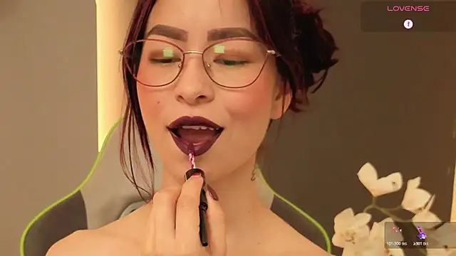 rosse_98_ Chat XXX in diretta