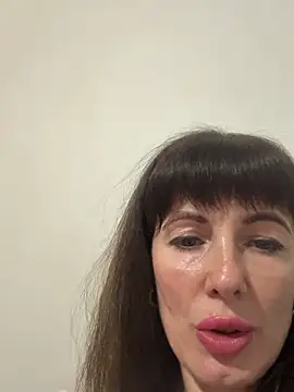 LadyLuxLover 现场XXX聊天