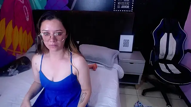 Alaiia___ live XXX chat