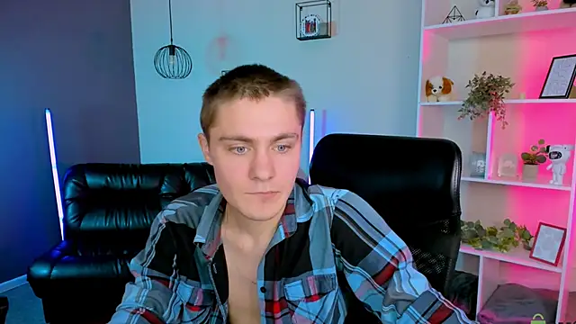 lucas_long_'s Live XXX Chat