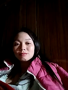 Rose-222 即時 XXX 聊天