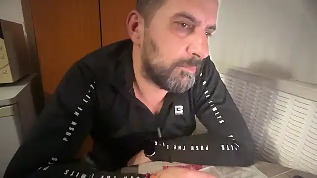 TARKAN1 Chat XXX in diretta