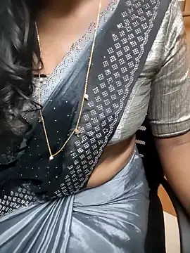 Tamilmallu-duskygirl03 élő XXX-chatje