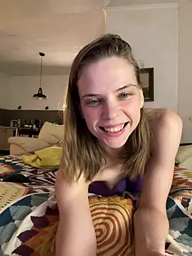 LeyaJohnson Chat XXX in diretta