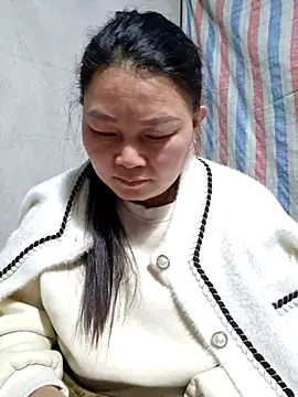 yoowwmr Adlı Modelin Canlı XXX Sohbeti