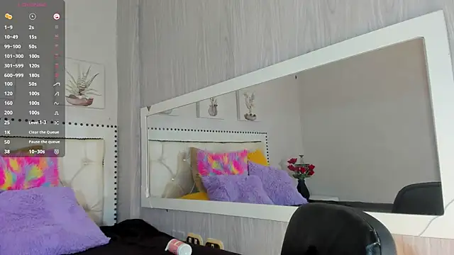 Luciaoregon Adlı Modelin Web Kamerası Şovu