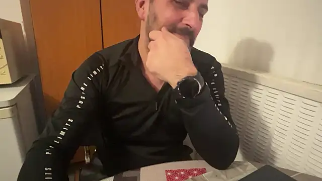 TARKAN1 Chat XXX live