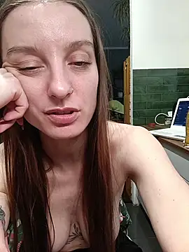 SluttyBanana Chat XXX live