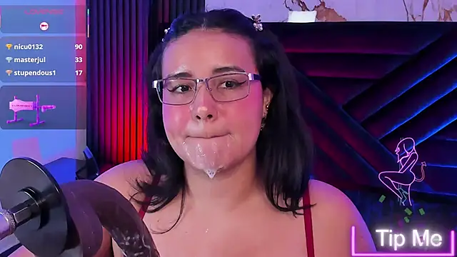 Lalalemoonds élő XXX-chatje