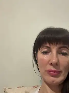 LadyLuxLover Live XXX-chat