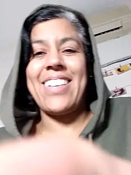 Molly_newman6 Adlı Modelin Canlı XXX Sohbeti