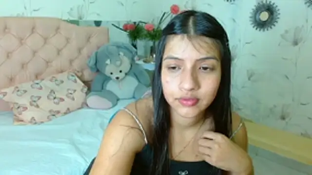 Онлайн чат XXX zara_cute