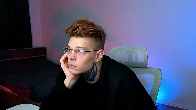 Živý XXX chat DENIS_HERE